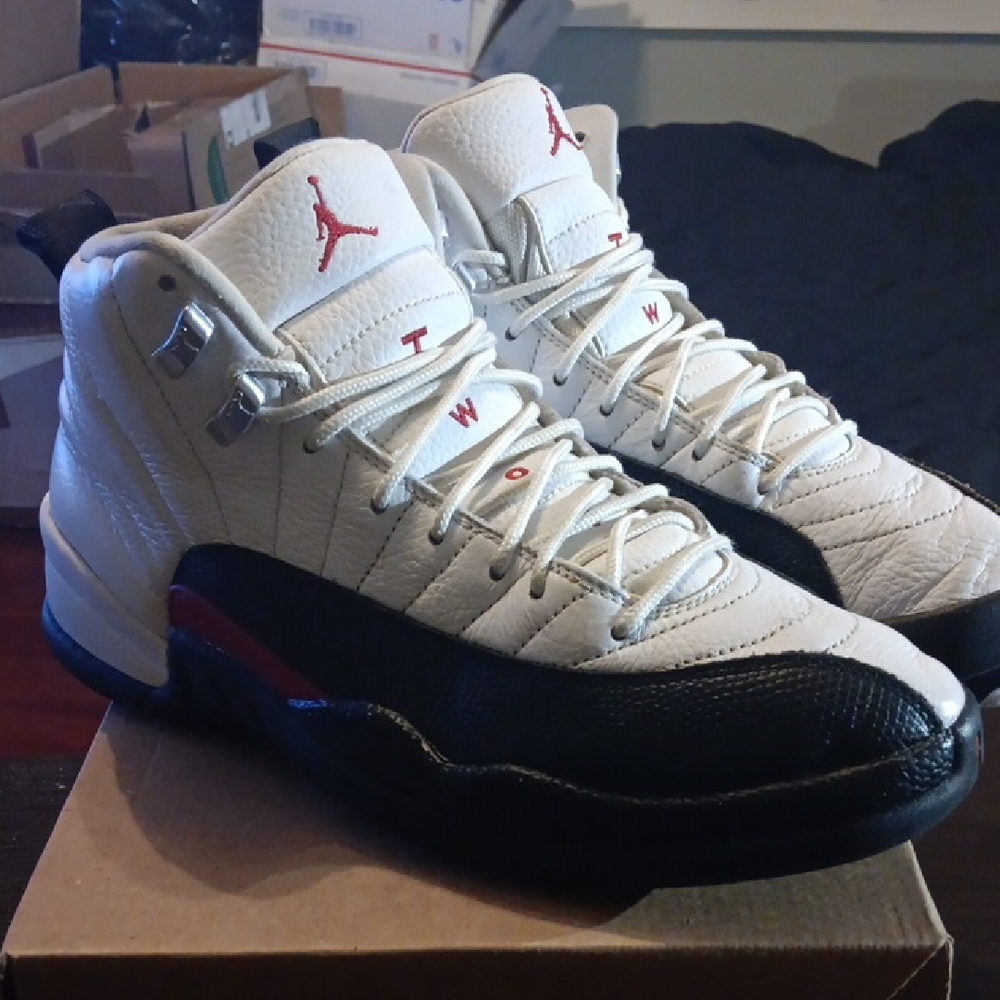 Jordan 12 Retro "Taxi Flip" (2024) Mens SZ 9.5 Womens SZ 11 EUC - Picture 2 of 9